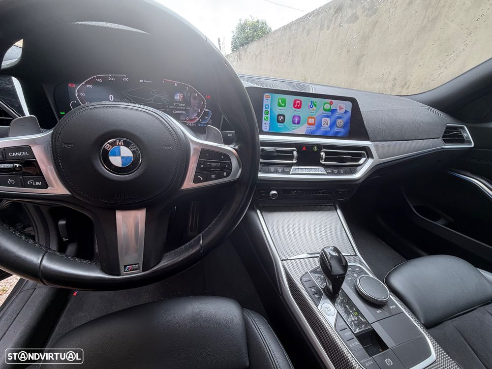 BMW 330 e Pack 50 anos M Auto - 6