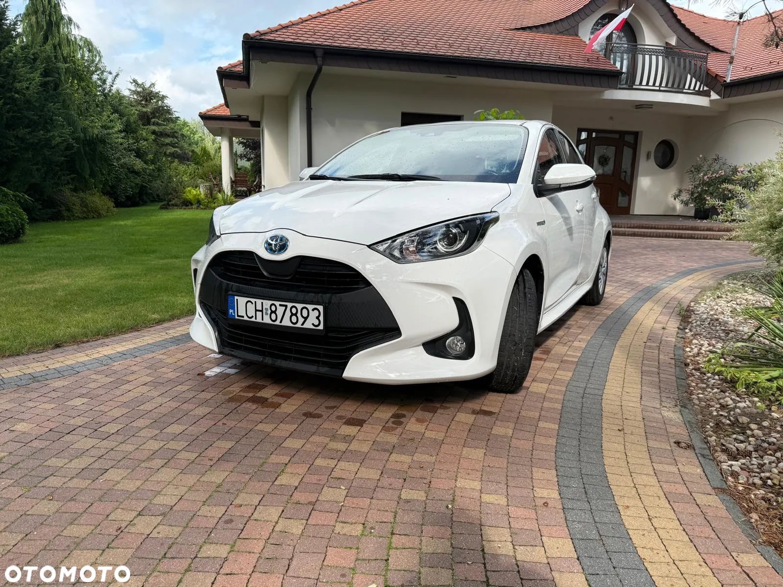 Toyota Yaris Hybrid 1.5 Comfort - 1