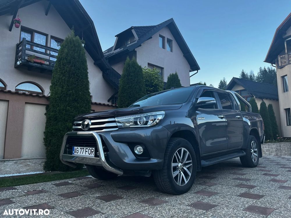 Toyota Hilux 4x4 Double Cab A/T cu Safety Sense Style - 1
