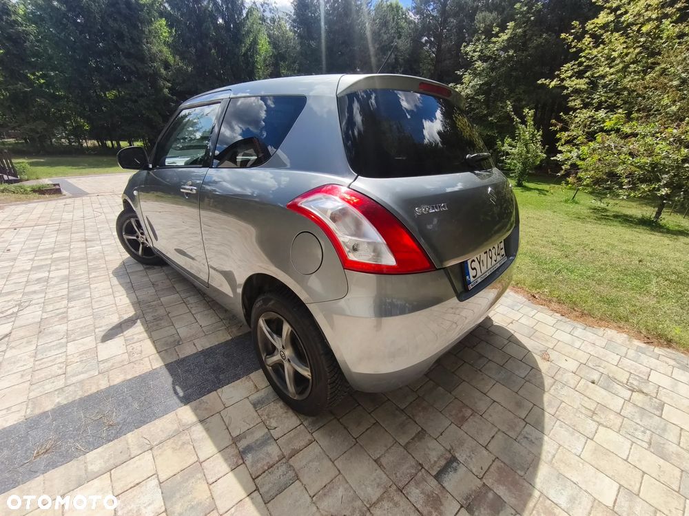 Suzuki Swift 1.2 Club - 5