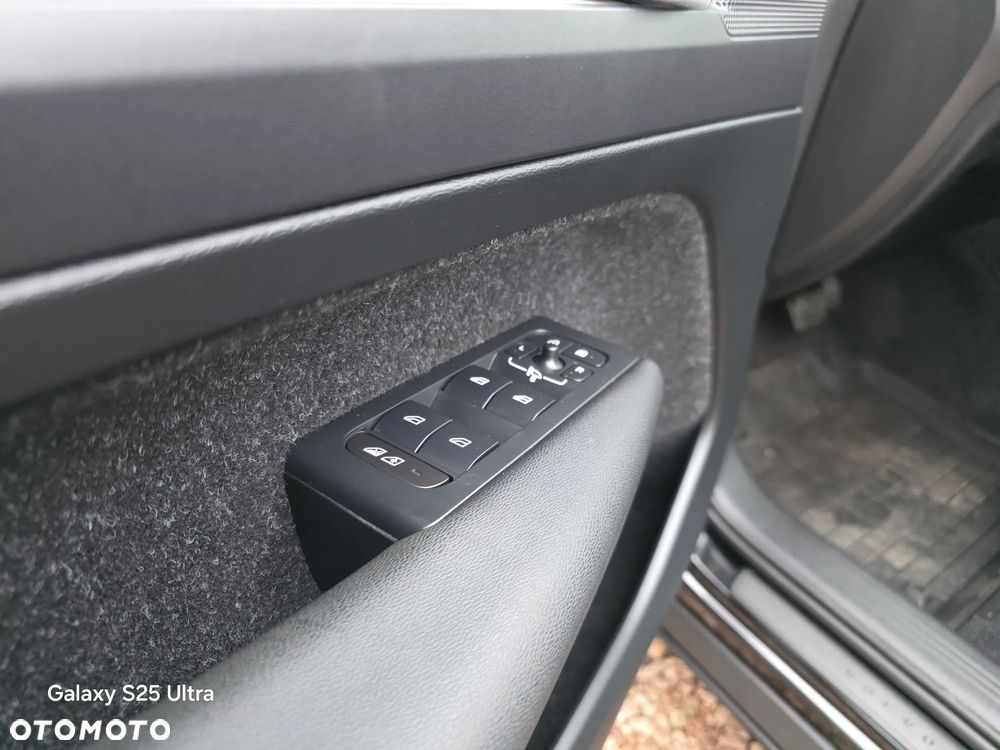 Volvo XC 40 D3 Momentum Pro - 25