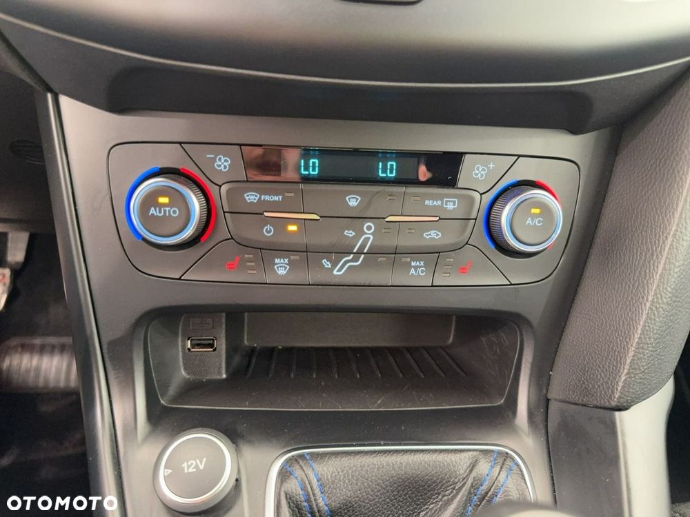Ford Focus - 22