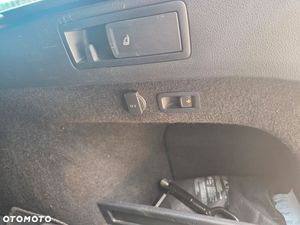 Volkswagen Passat Alltrack - 18