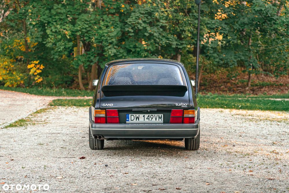 Saab 900 - 6