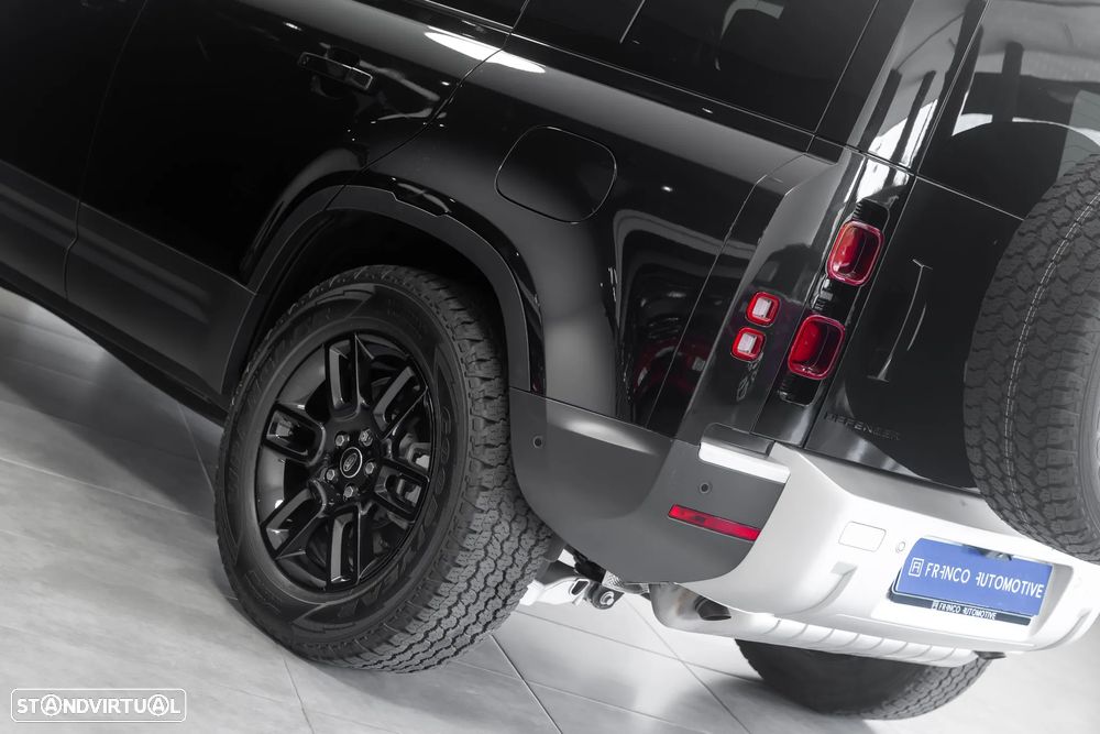Land Rover Defender 2.0 P300e 110 AWD S - 5