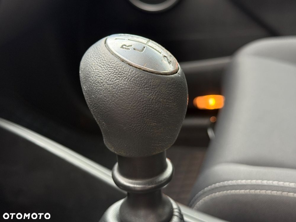 Renault Megane 1.6 16V 110 Authentique - 20