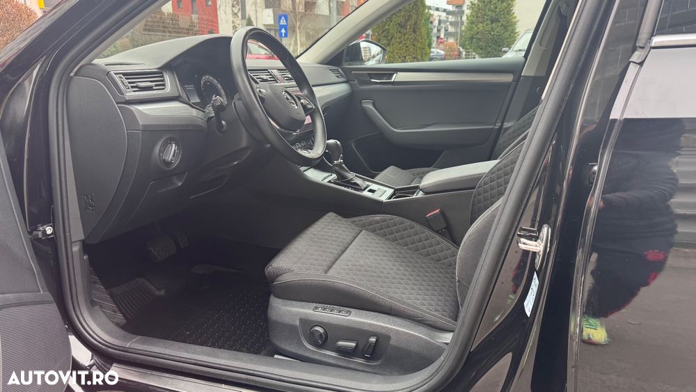 Skoda Superb 2.0 TDI DSG Style - 5