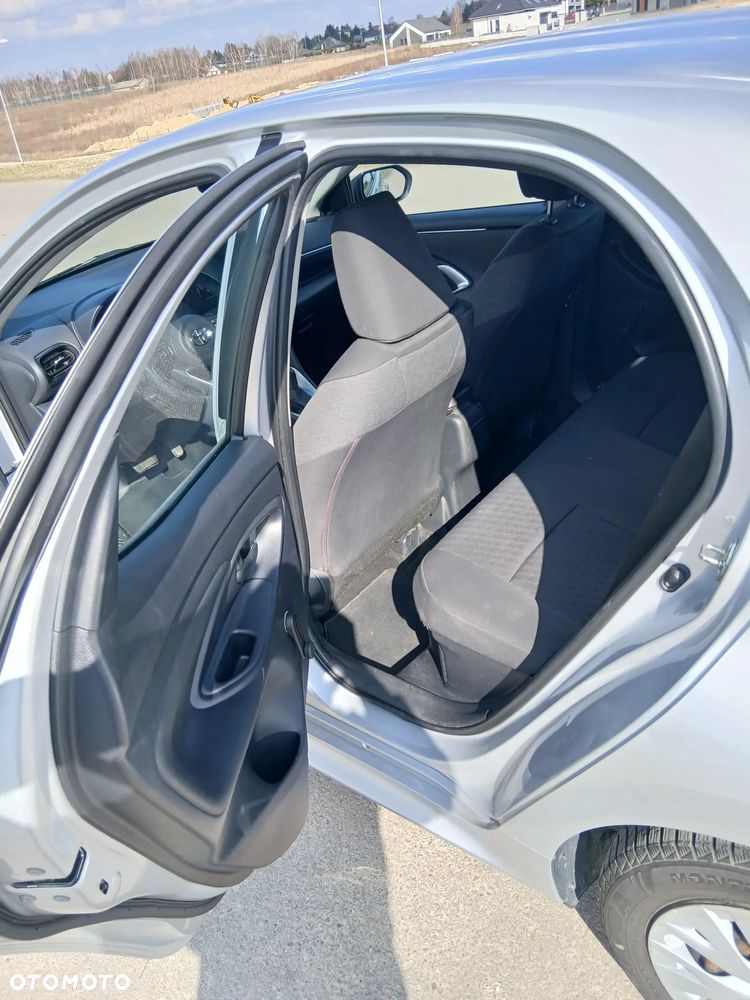 Toyota Yaris Hybrid 1.5 Comfort - 8