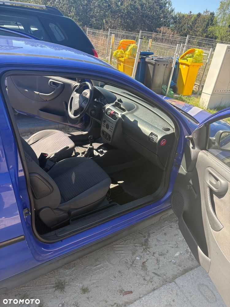 Opel Corsa 1.2 16V Base / Start - 11