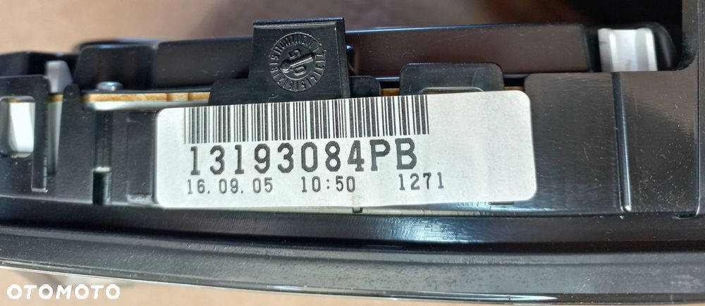.Vectra C zestaw startowy komputer 2,2 16V Direct benzyna LIFT manual EU Opel - 4