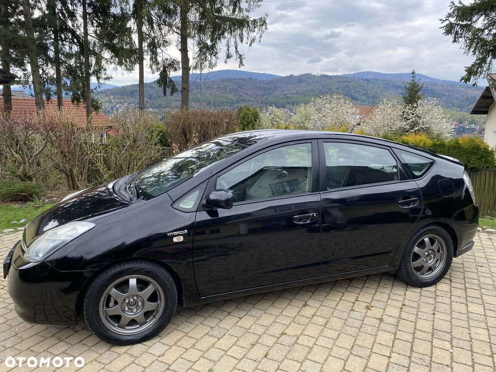 Toyota Prius 1.5 VVT-i Sol - 23