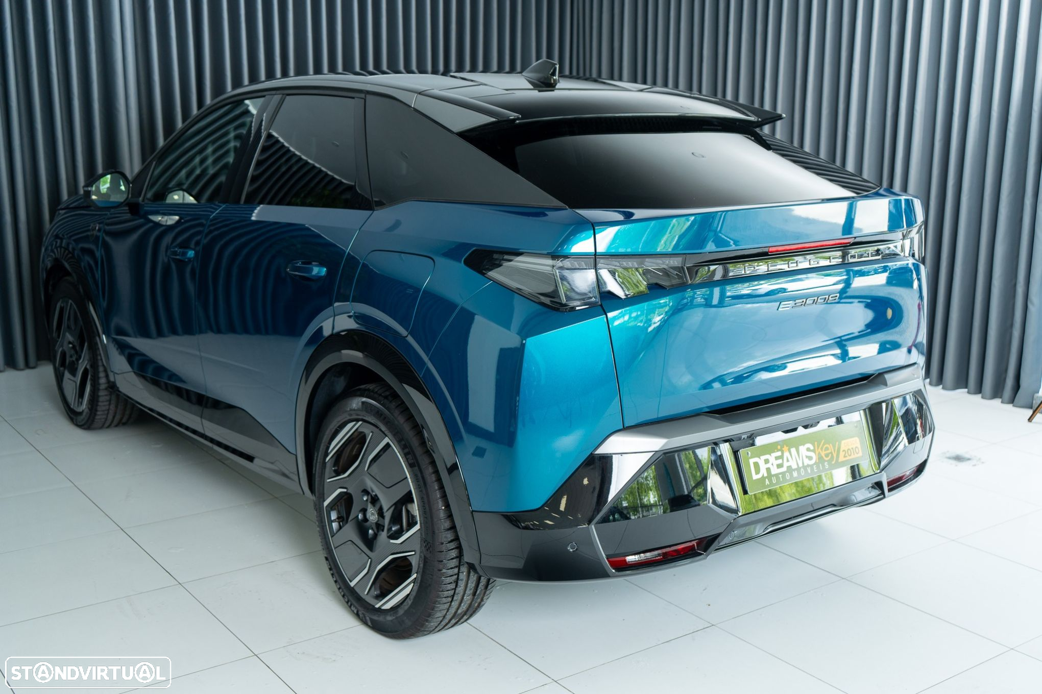 Peugeot E-3008 73 kWh GT - 36