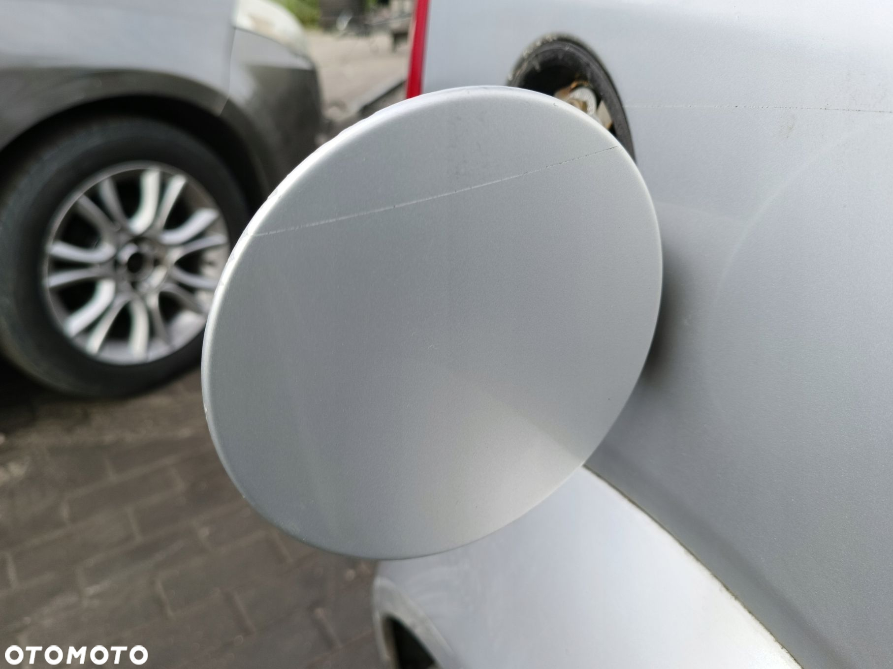 Audi A2 00-05 KLAPKA WLEWU PALIWA kod lakieru LY7W - 5