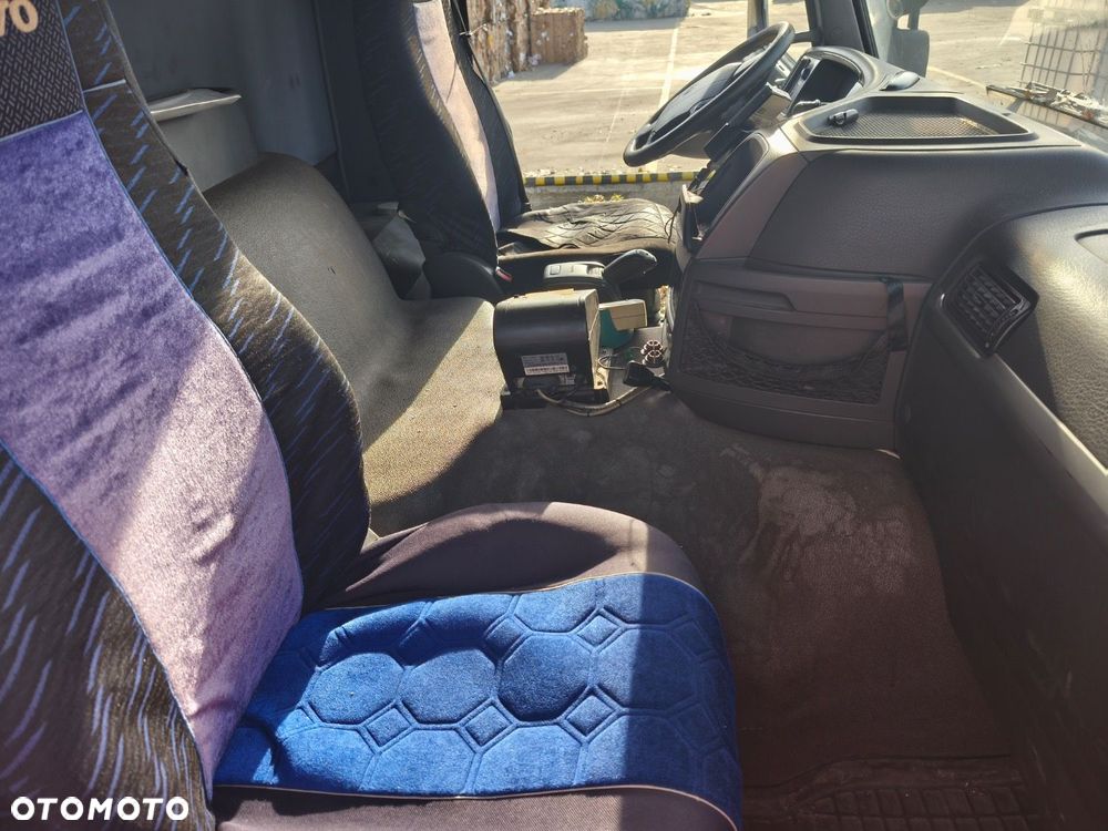 Volvo Fm 360 6X4 - 17