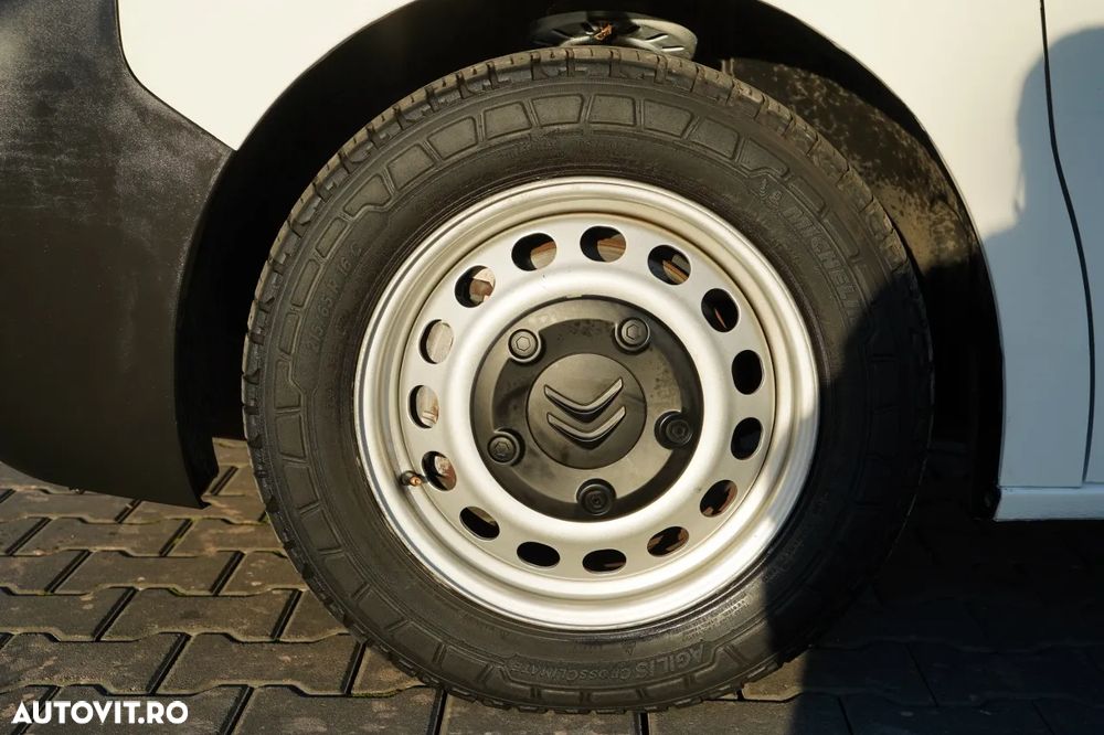 Citroën E-JUMPY XL / TABLĂ / Furgonetă / AUTOMATĂ / ELECTRICĂ / IMPORTATĂ / 2022 - 15