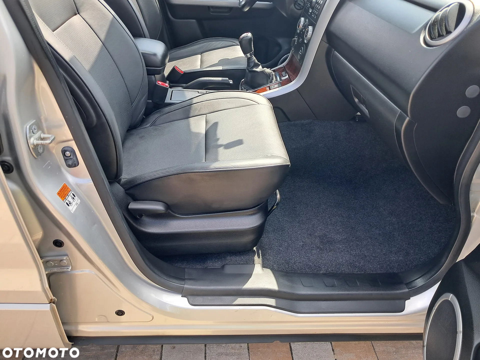Suzuki Grand Vitara 2.0 De luxe - 17