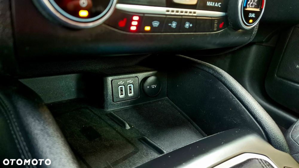 Ford Focus 1.5 EcoBlue STart-Stopp-System TITANIUM - 29