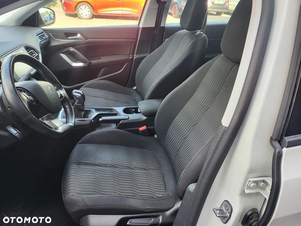 Peugeot 308 BlueHDi 100 Stop & Start Business-Line - 22
