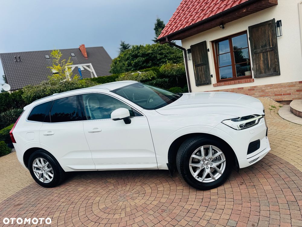Volvo XC 60 D4 AWD Geartronic Momentum - 28