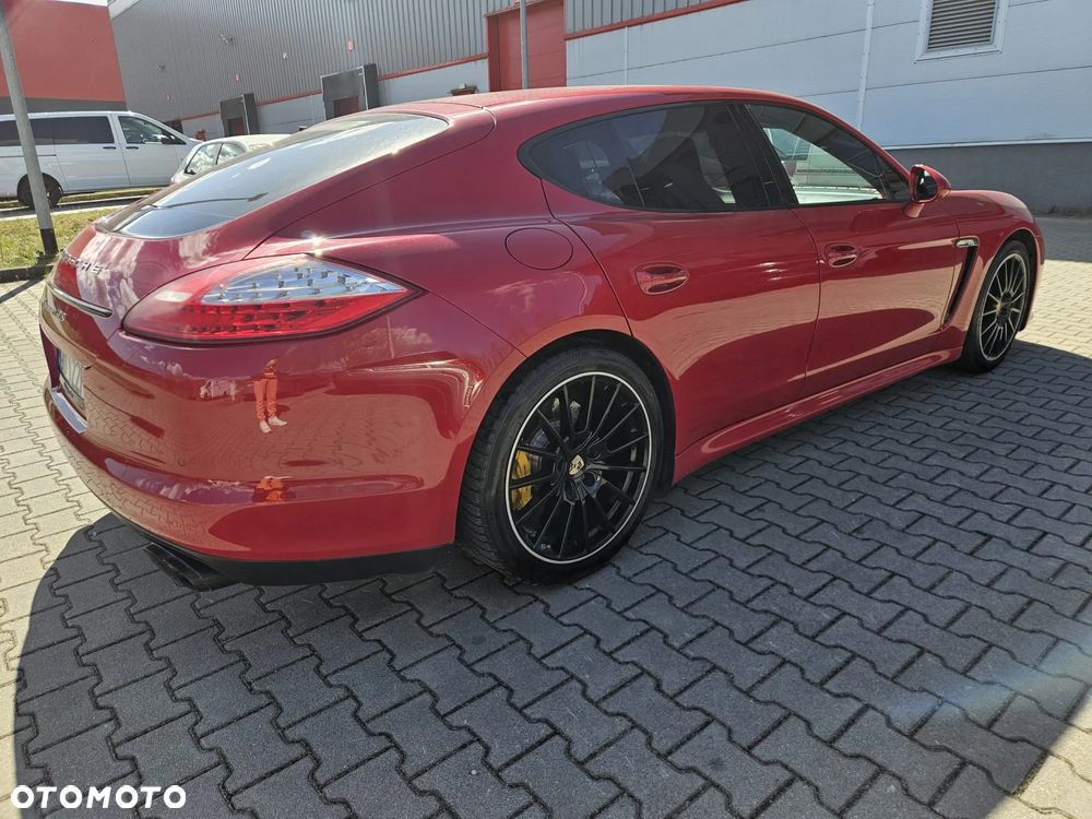 Porsche Panamera - 3