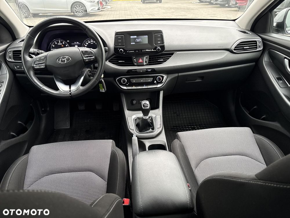 Hyundai i30 1.5 DPI Modern - 19