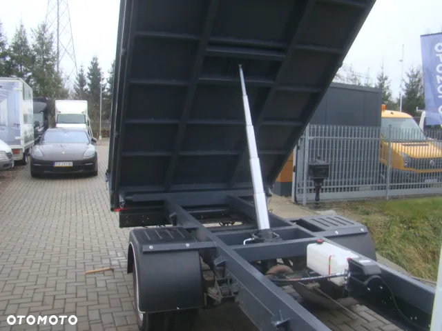 Iveco DAILY 50 C 17 3.0TDI WYWROTKA 4.70M 3.5T KLIMATRONIK - 18