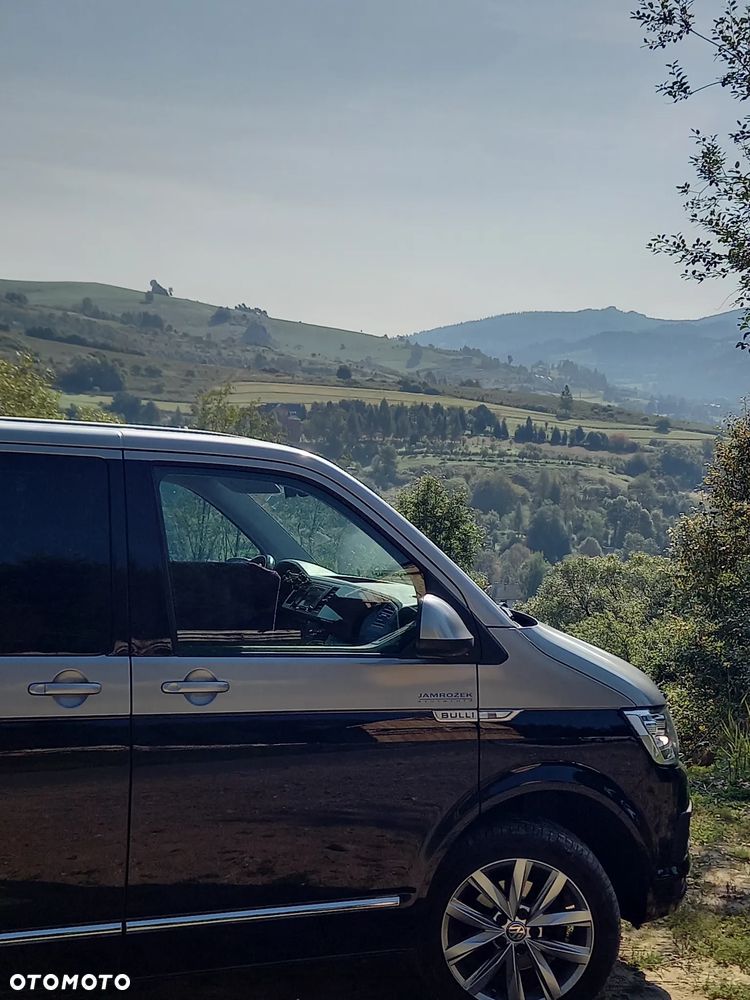 Volkswagen Caravelle - 5