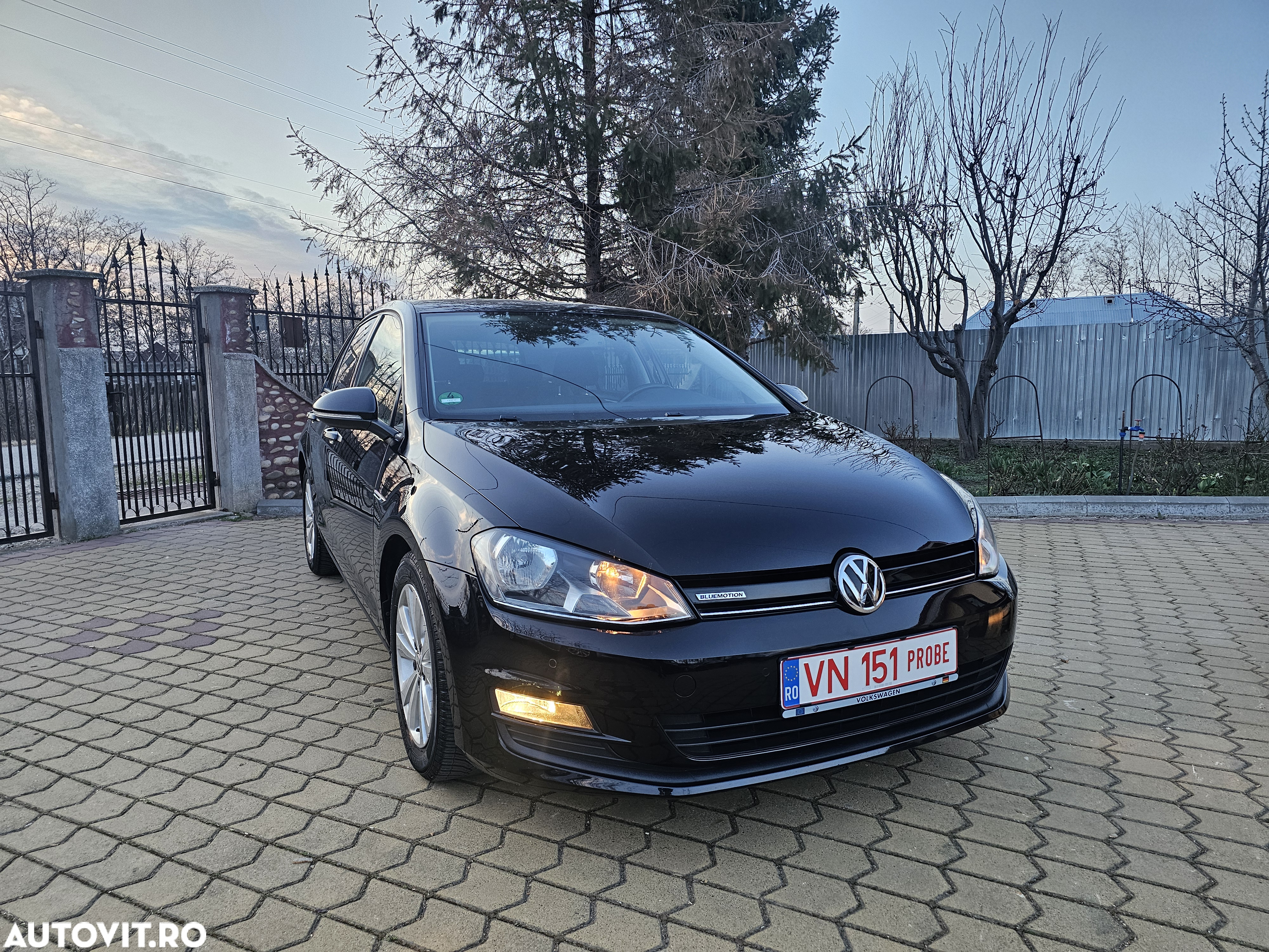 Volkswagen Golf 1.6 TDI BlueMotion Comfortline - 10