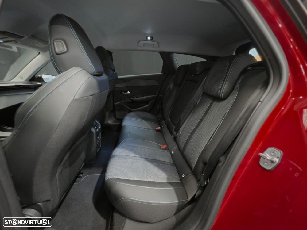 Peugeot 308 SW 1.2 PureTech Allure Pack EAT8 - 18
