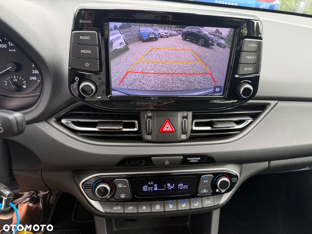 Hyundai i30 1.5 T-GDI 48V-Hybrid Advantage - 15