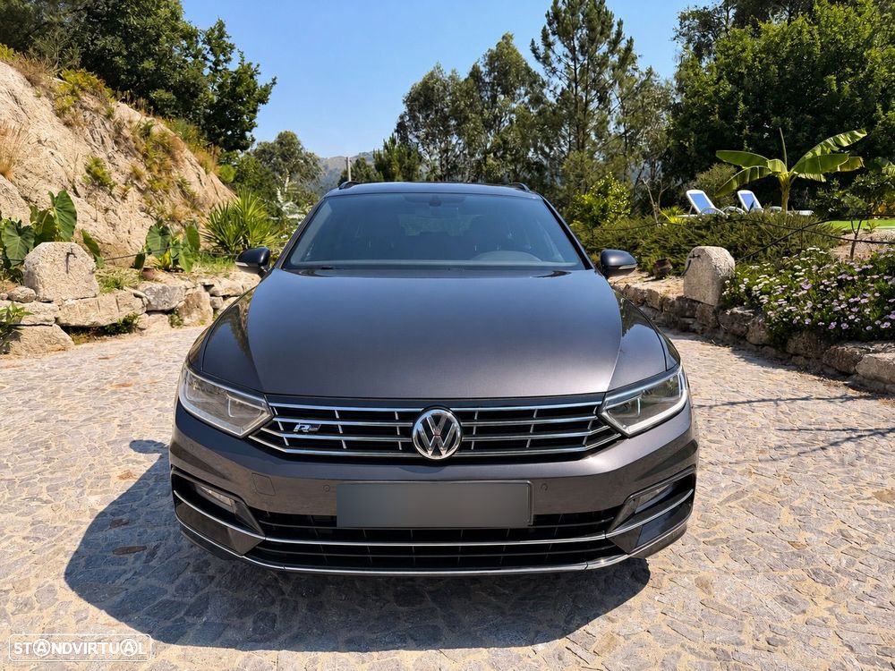 VW Passat 2.0 TDI R-Line DSG - 4