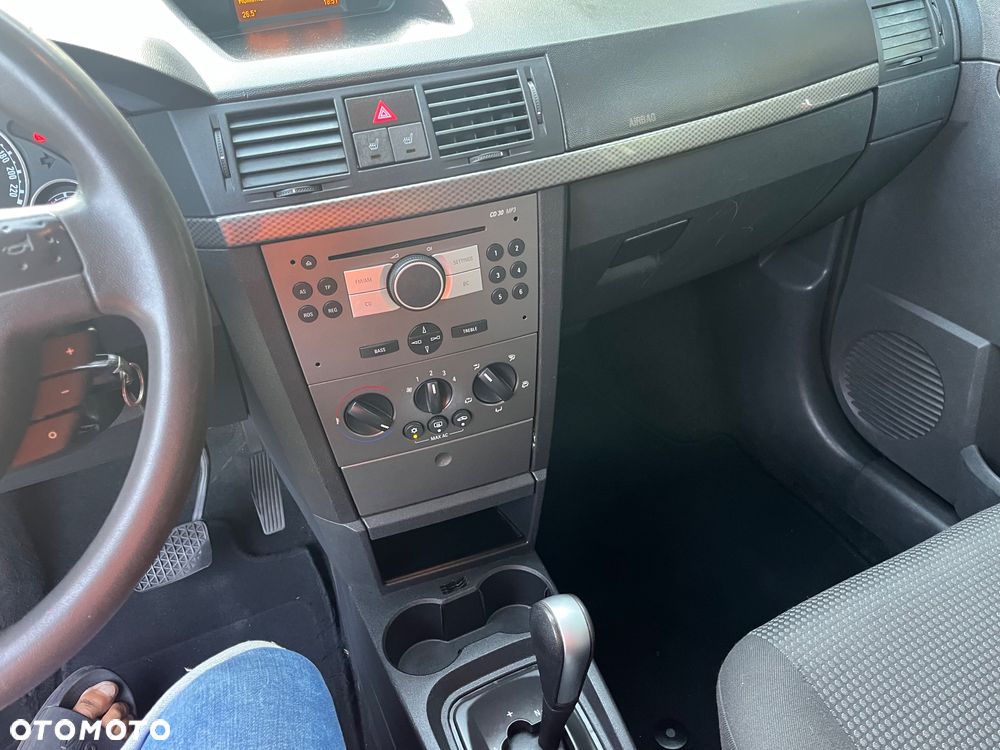 Opel Meriva 1.8 16V Cosmo Easytronic - 11
