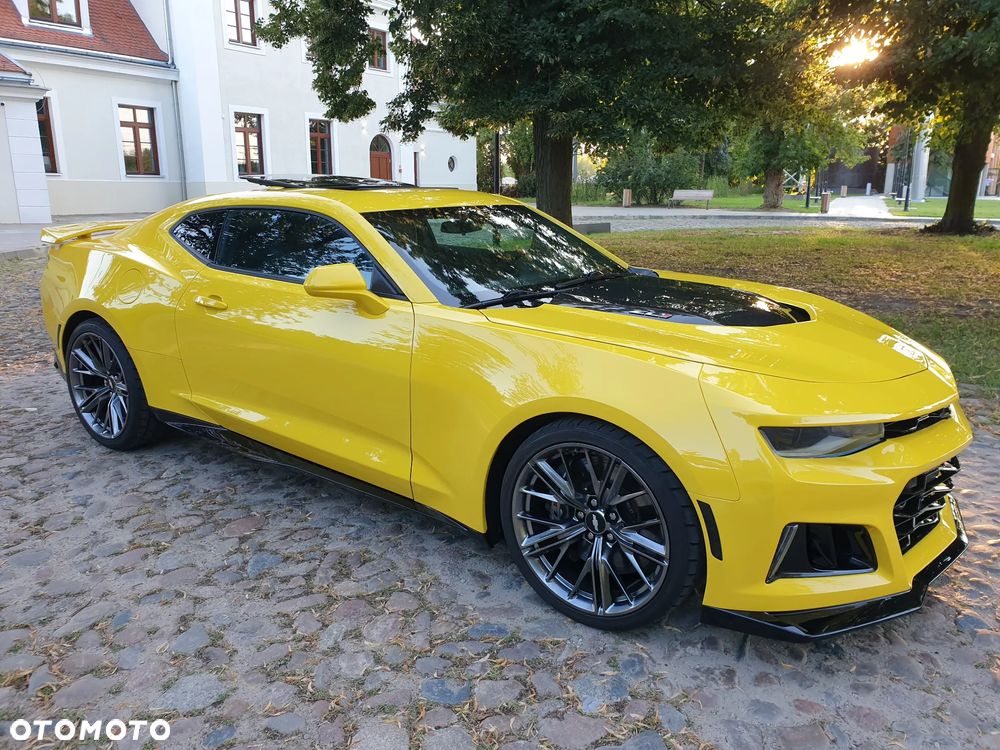 Chevrolet Camaro - 2