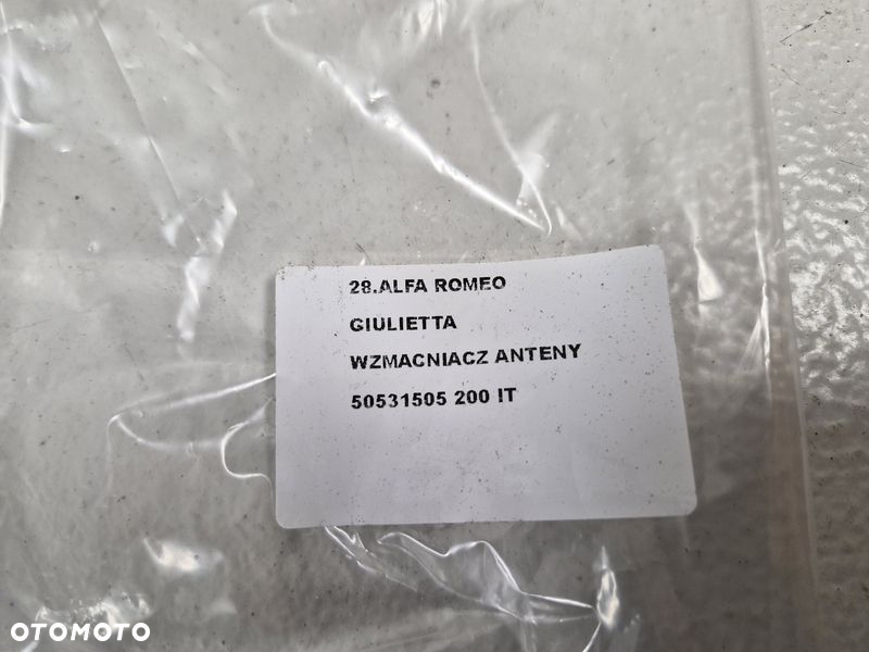 ALFA ROMEO GIULIETTA JEEP RENEGADE WZMACNIACZ ANTENY 5051505 - 5