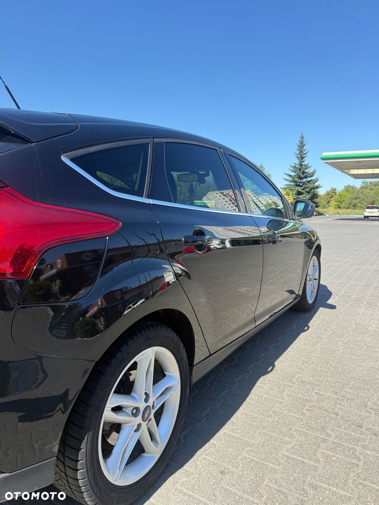 Ford Focus 1.0 EcoBoost Titanium - 6