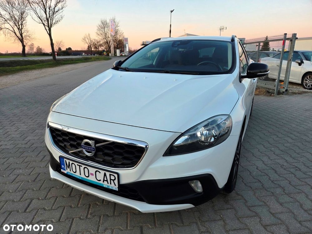 Volvo V40 Cross Country D2 Momentum - 20