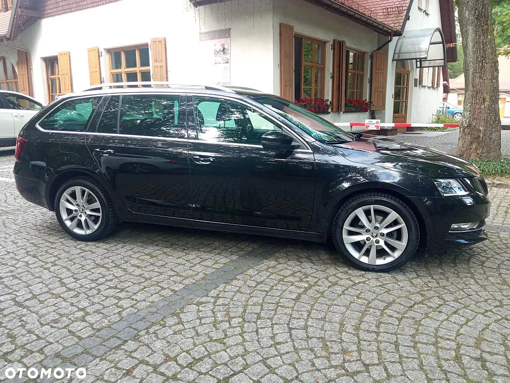 Skoda Octavia Combi 1.6 TDI DSG Style - 7