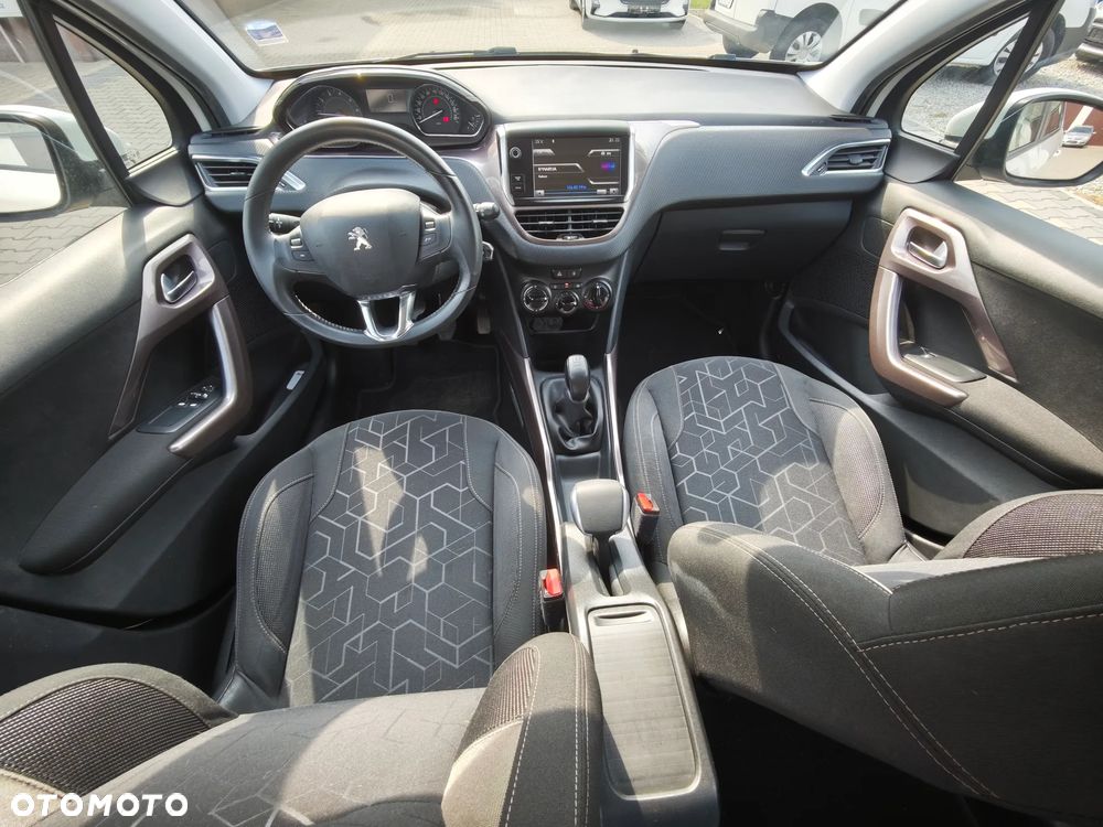 Peugeot 2008 120 VTI Active - 23