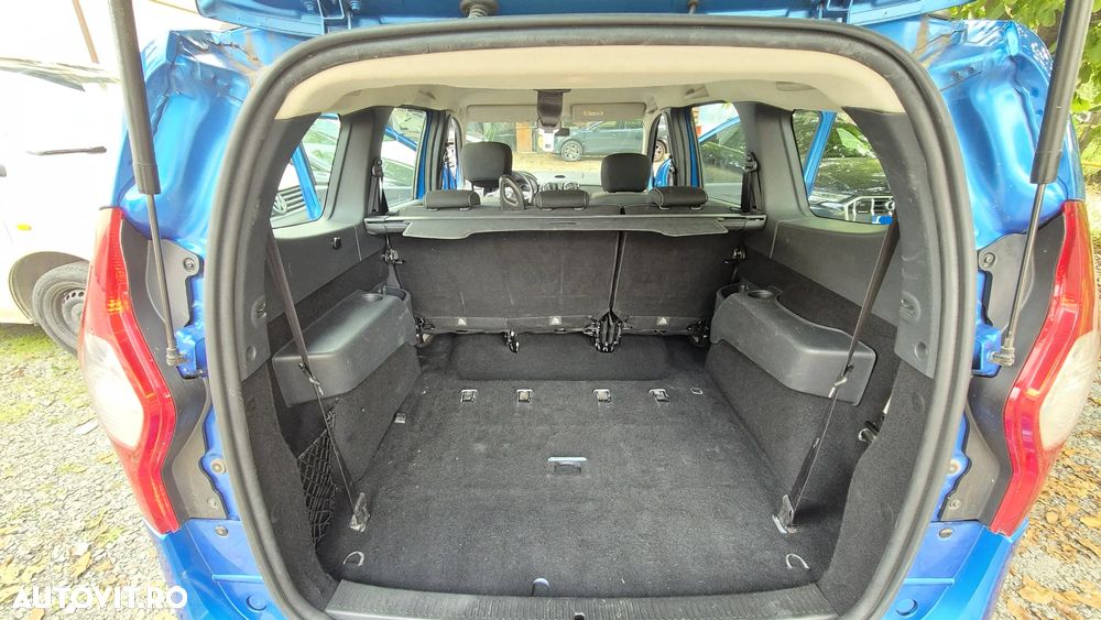Dacia Lodgy 1.5 dCi 109 CP Stepway - 19