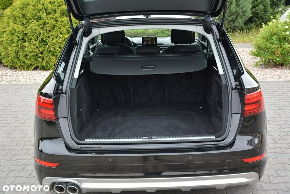 Audi A4 Allroad 2.0 TDI Quattro S tronic - 32