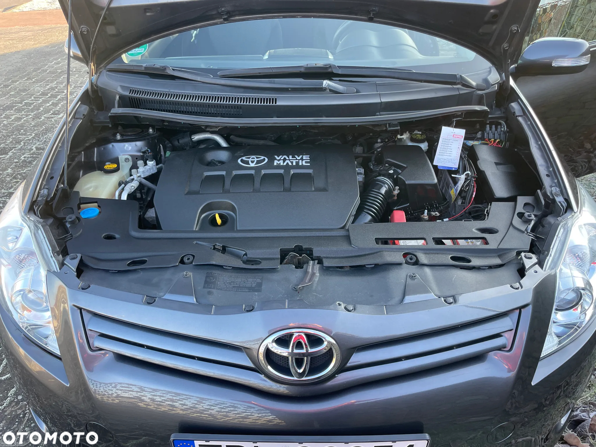 Toyota Auris 1.6 Premium + - 20