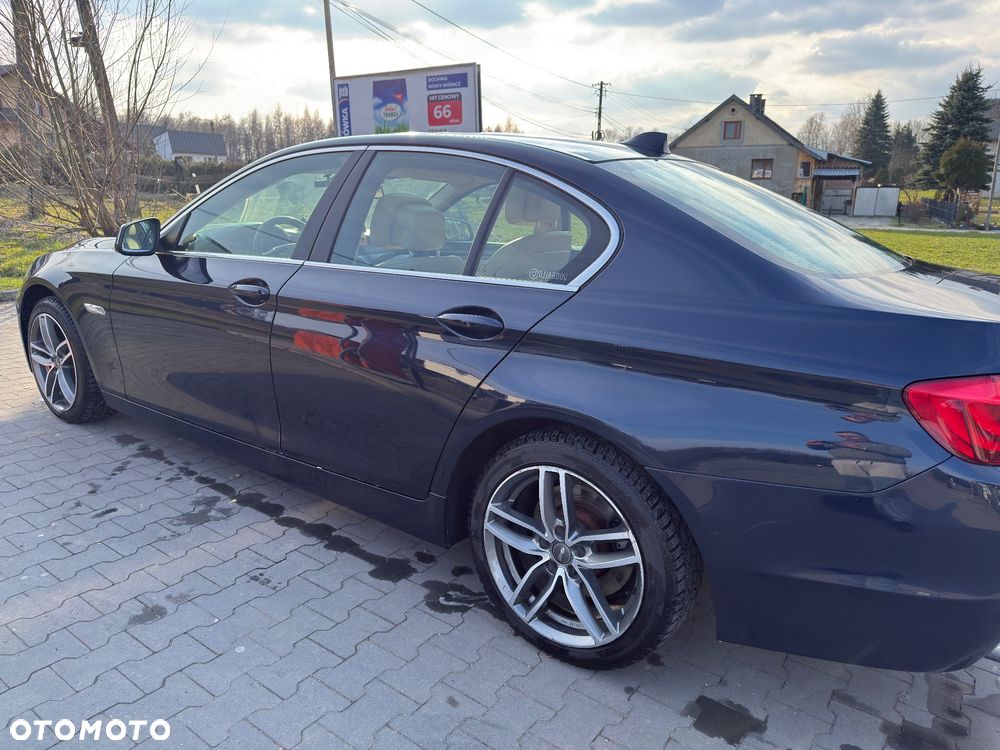 BMW Seria 5 520d - 5