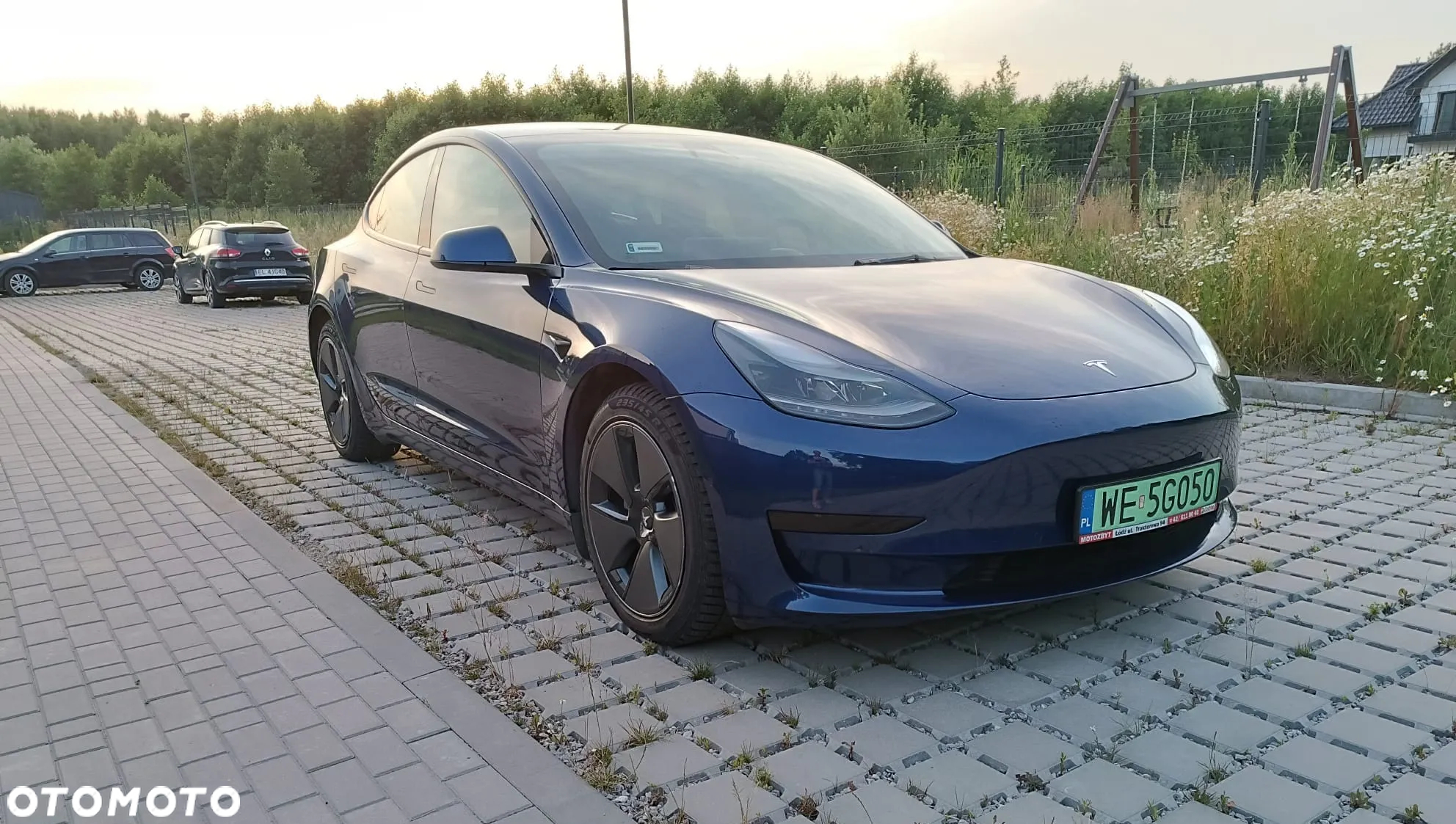 Tesla Model 3 - 12