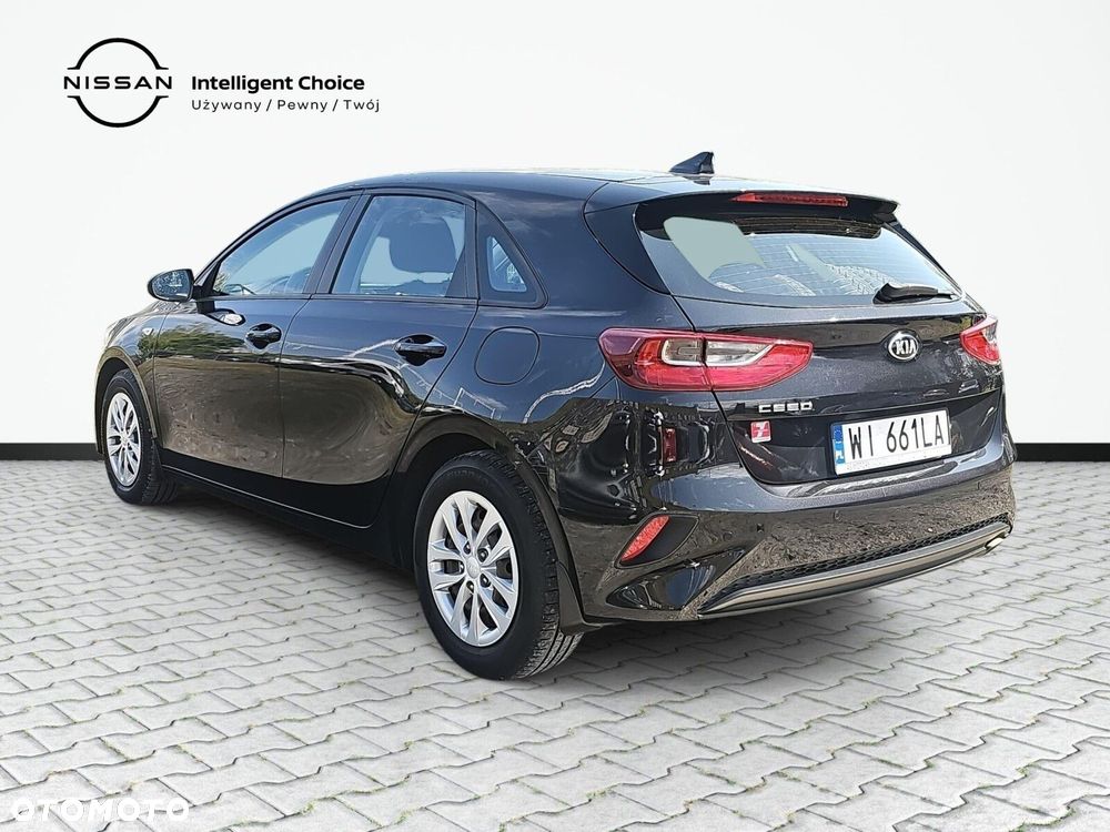 Kia Ceed - 8