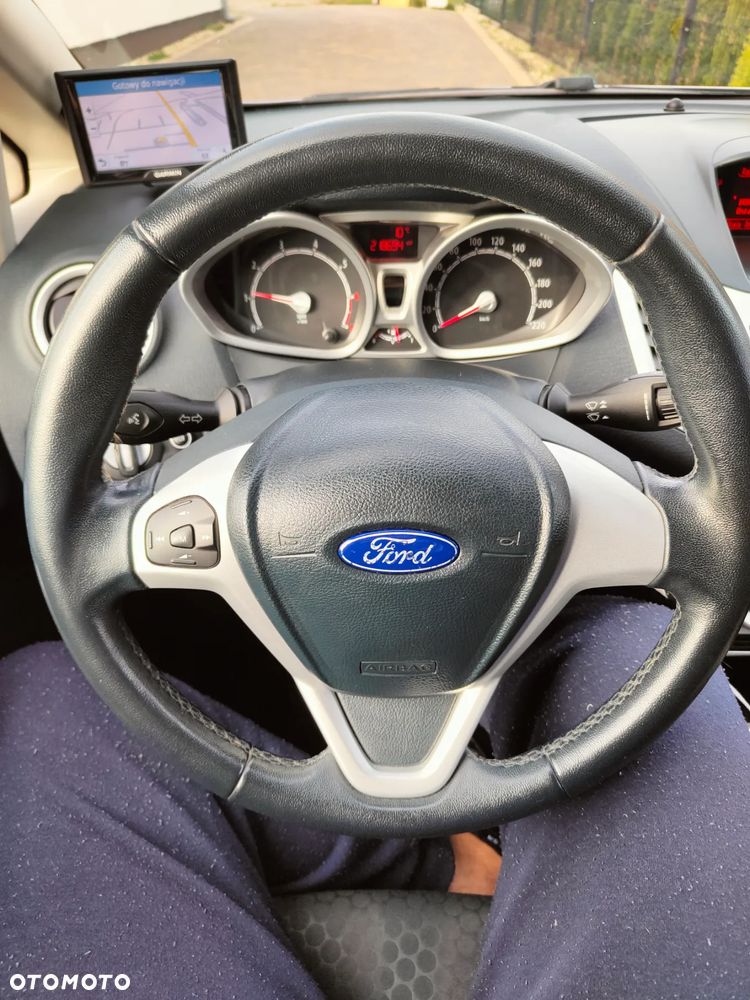 Ford Fiesta 1.6 Titanium - 17