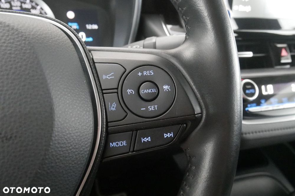 Toyota Corolla 1.8 Hybrid Comfort - 23