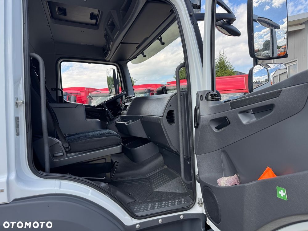 Mercedes-Benz ATEGO - 27