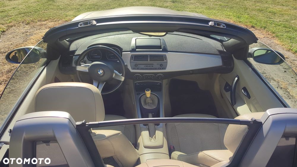 BMW Z4 2.5i - 9