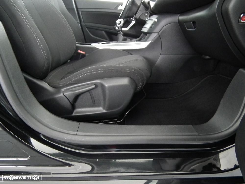 Peugeot 308 1.6 BlueHDi Allure J17 - 14