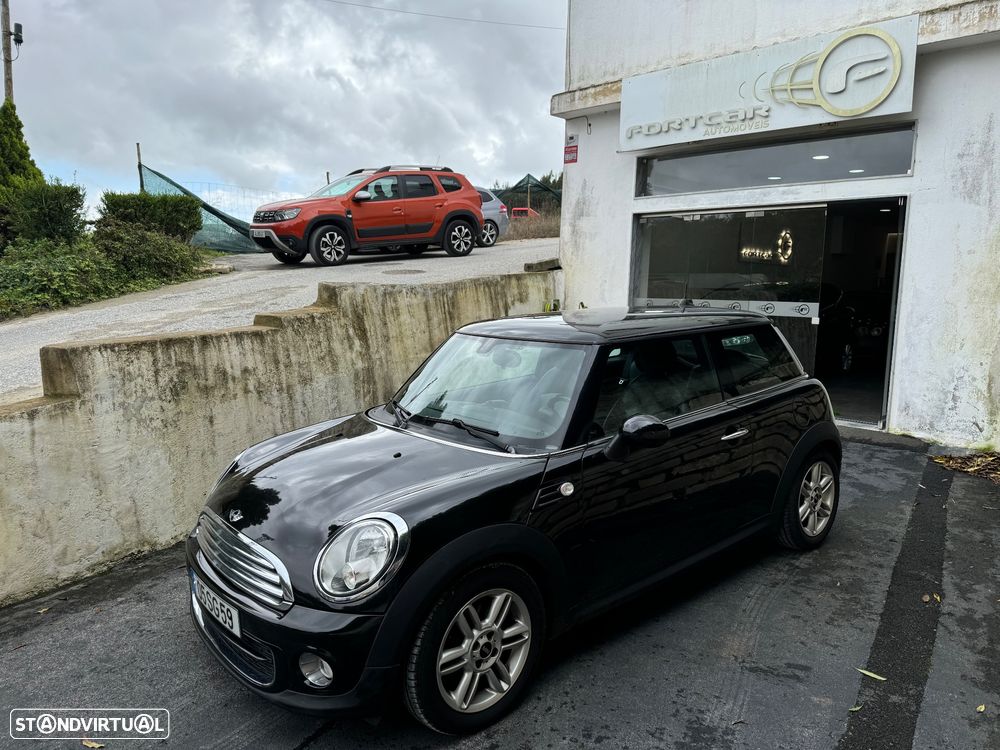 MINI 3 Portas One D - 3